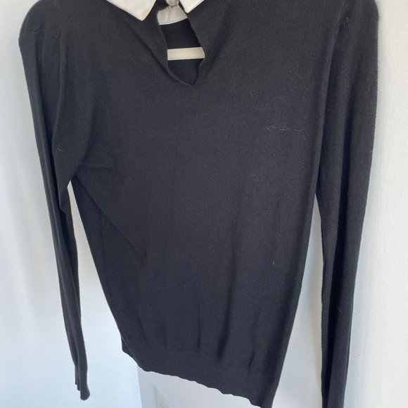 Jeweled collar black sweater - Picture 3 of 3